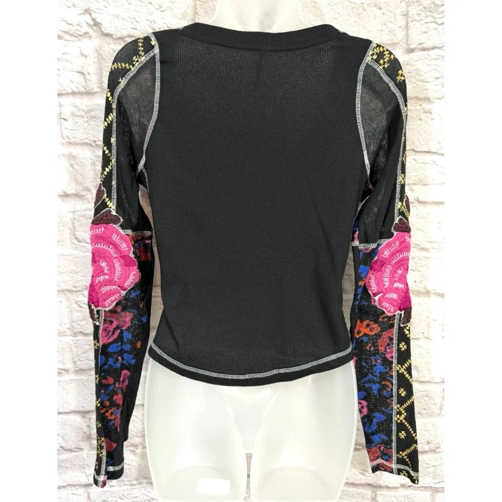 Free People Amara‎ Embroidered Sleeve Thermal V Neck Top Black Pink Floral Small